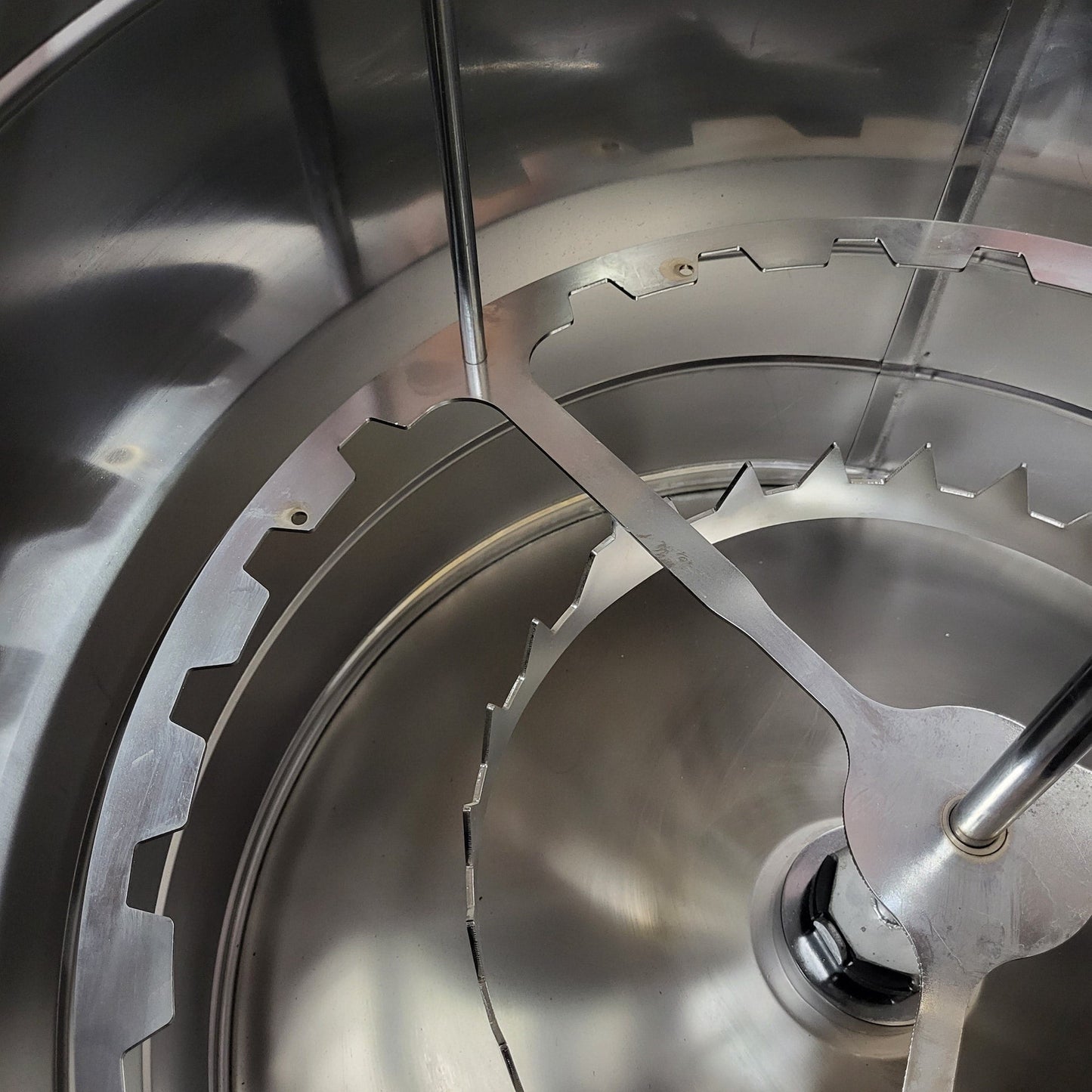 Civan Electric 24 Frame Honey Extractor 12r / 24r / 24r - Bitterroot Buzz Bees