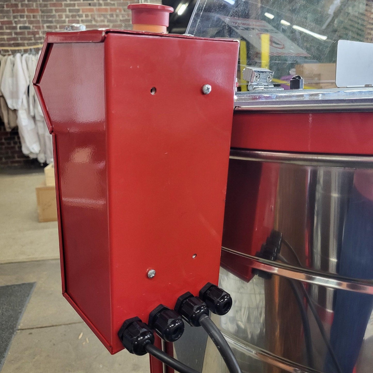Civan Electric 24 Frame Honey Extractor 12r / 24r / 24r - Bitterroot Buzz Bees