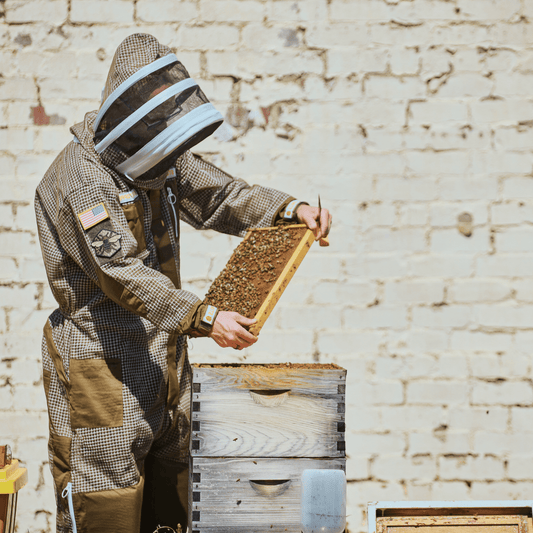 Professional Triple Layer Ventilated Full Beekeeping Suit - Bitterroot Buzz Bees